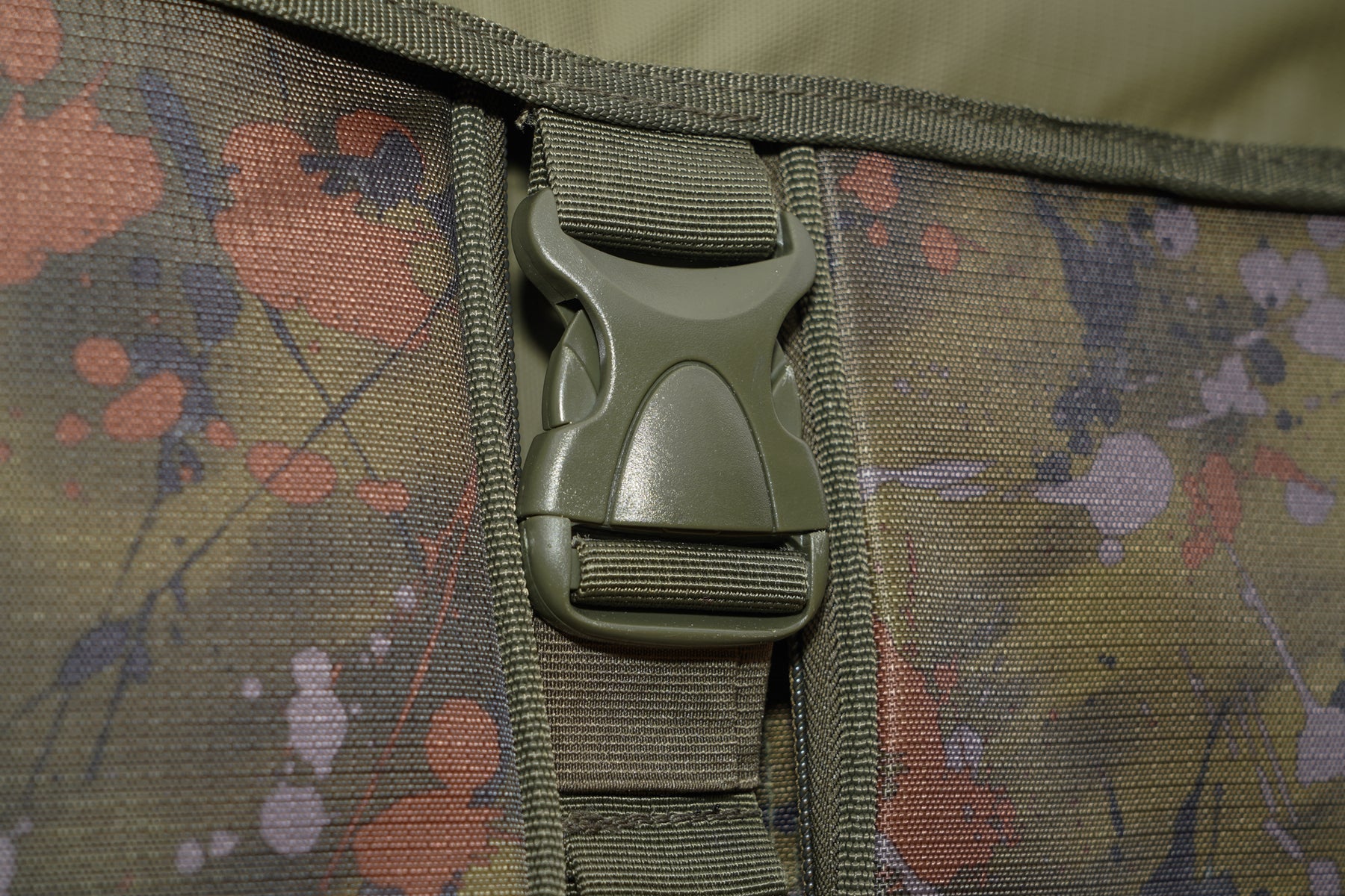 OMC ALI HAMIDI HEIST XL Carryall - Image 10