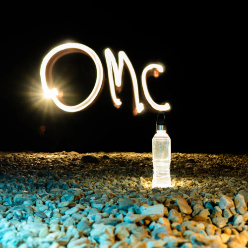 THE BOTTLE JOB — Multi-Functional Bottle Cap Light - Image 2