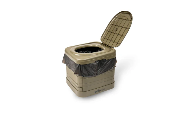 Teljes méretű hordozható WC fedéllel